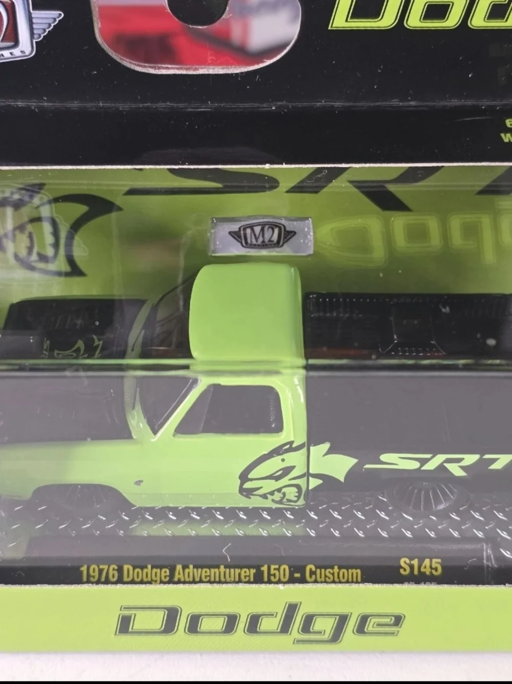 M2 MACHINES 76 Dodge Adventurer 150-Custom S145
